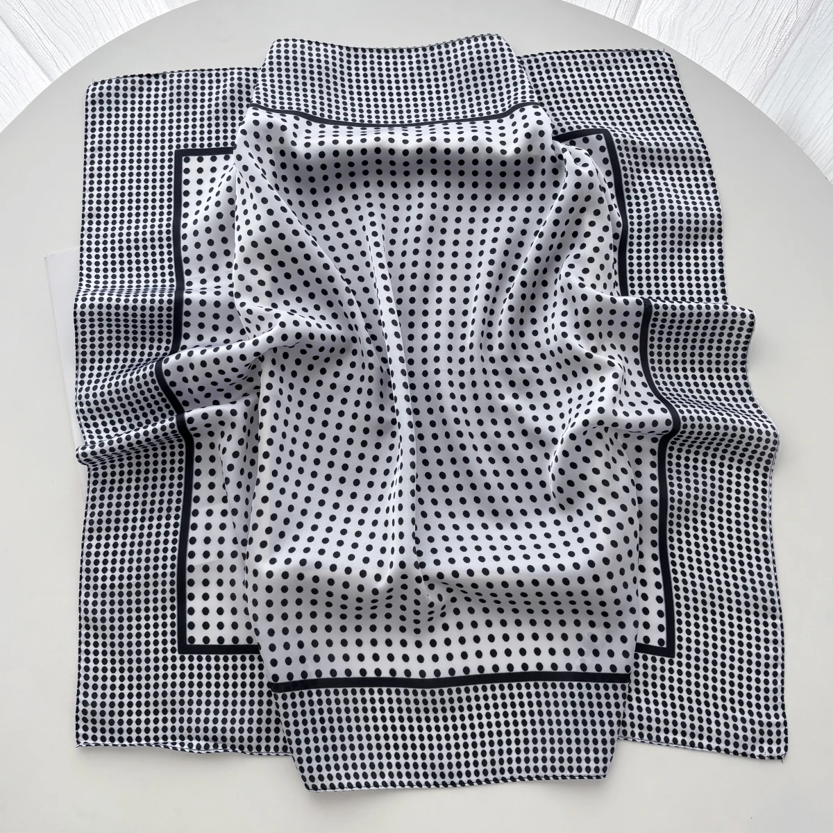 Foulard quadrato elegante in r - Silk Scarf Square recensione e prezzo